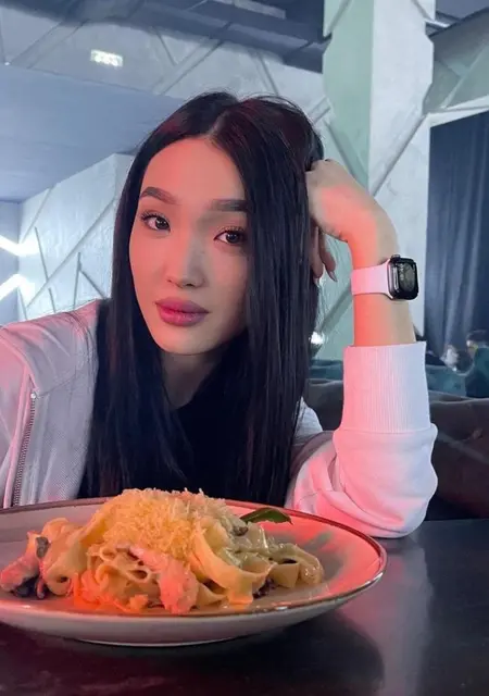 Регина из Барнаула, ищу на сайте знакомства без обязательств