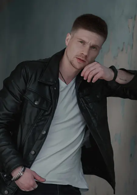 Алексей из Каменца-Подольского, ищу на сайте общение