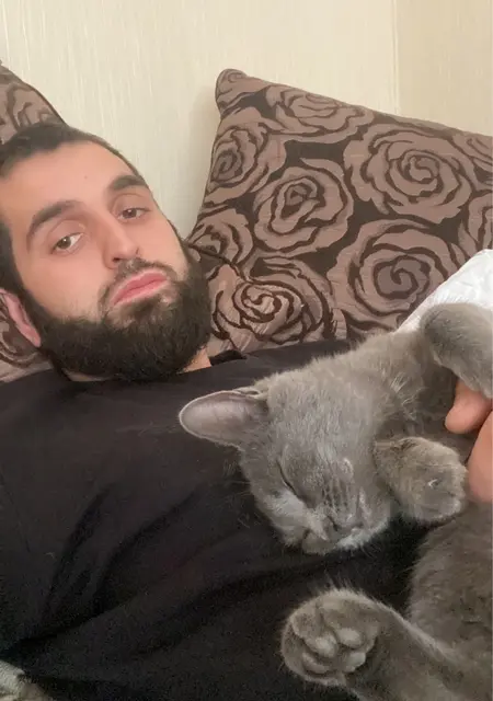 Adam из Нальчика, ищу на сайте знакомства на одну ночь