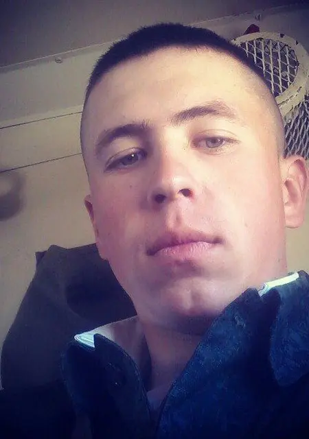 Артём из Барановичей, мне 29, познакомлюсь для дружбы