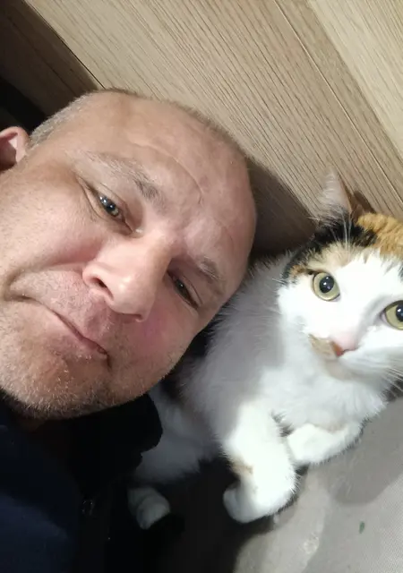 Алексей из Ухты, ищу на сайте знакомства на одну ночь