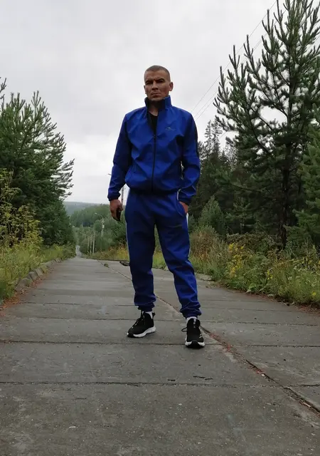 Алекс из Качканара, мне 25, познакомлюсь без обязательств