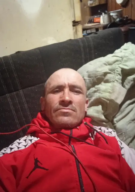 Виктор из Асбеста, мне 43, познакомлюсь на одну ночь