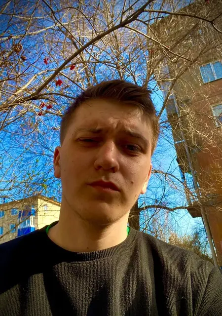 Я Евгений, 20, знакомлюсь для постоянных отношений в Новосибирске