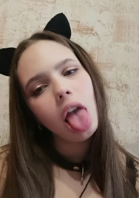 Я Алина, 25, из Харькова, ищу знакомство для общения