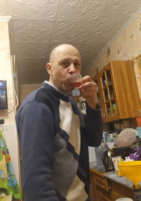 Андрей из Сергиева Посада, мне 47, познакомлюсь для общения