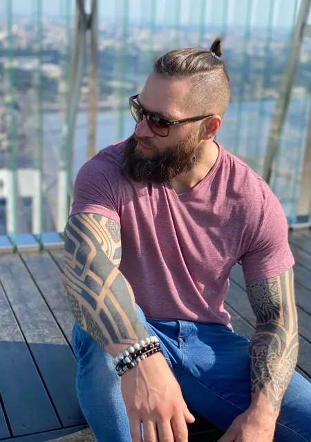 Влад из Москвы, ищу на сайте приятное времяпровождение