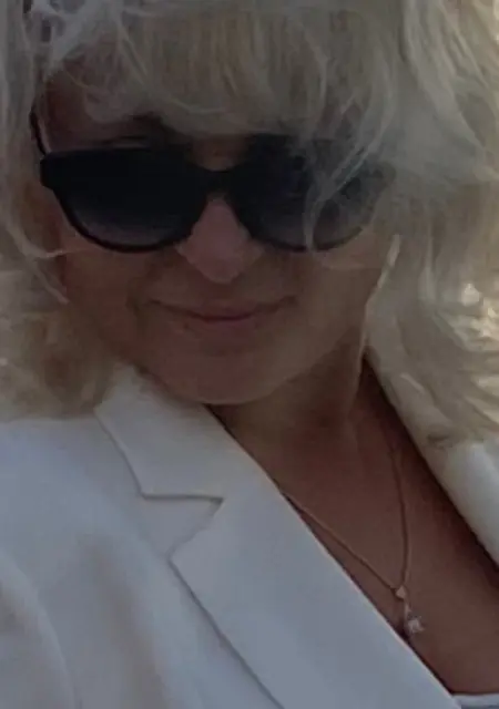 Катерина из Астрахани, ищу на сайте приятное времяпровождение