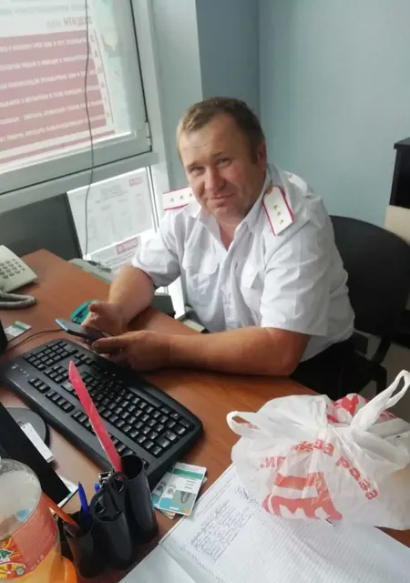 Я Андрей, 48, из Вареновки, ищу знакомства без обязательств