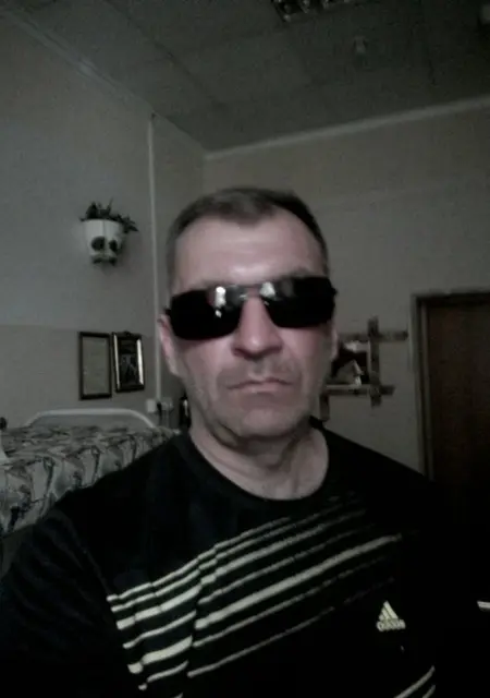 Я Alex, 53, из Новомосковска, ищу знакомство для постоянных отношений