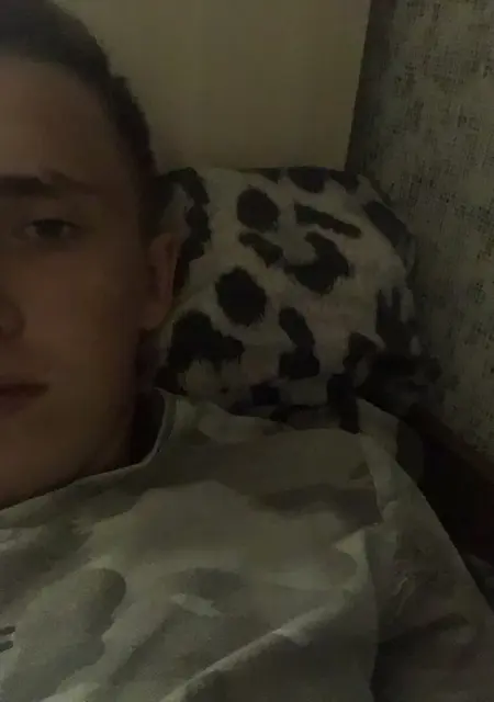 Я Владимир, 25, знакомлюсь на одну ночь в Семикаракорске