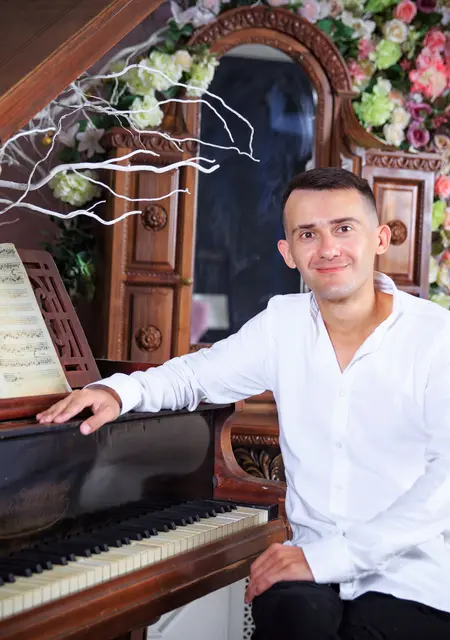 Я Евгений, 31, из Минеральных Вод, ищу знакомства без обязательств