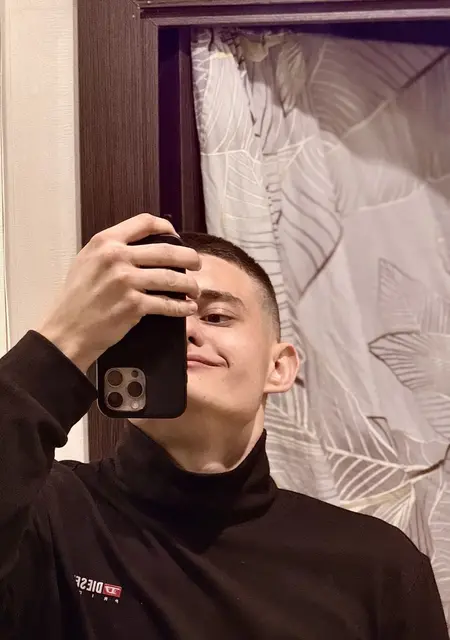 Я Алексей, 19, знакомлюсь без обязательств в Воронеже