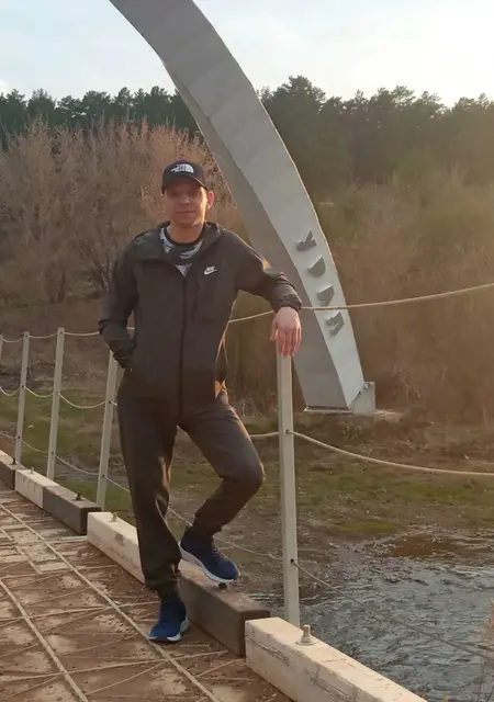 Александр из Каменска-Уральского, ищу на сайте знакомства на одну ночь