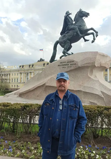 Я Andrey, 65, из Санкт-Петербурга, ищу знакомства без обязательств