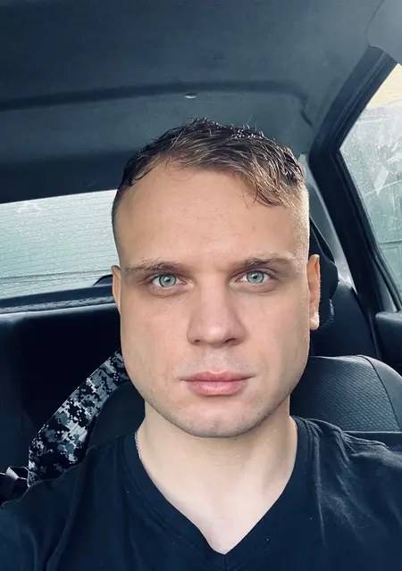 Vitaliy из Чехова, ищу на сайте знакомства на одну ночь