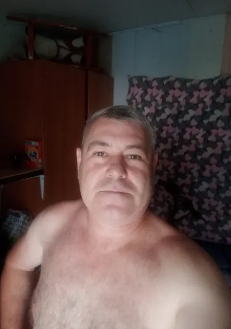 Алексей из Туапсе, мне 50, познакомлюсь на одну ночь