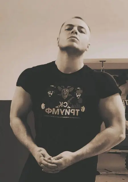 Саня из Пикалева, мне 25, познакомлюсь на одну ночь