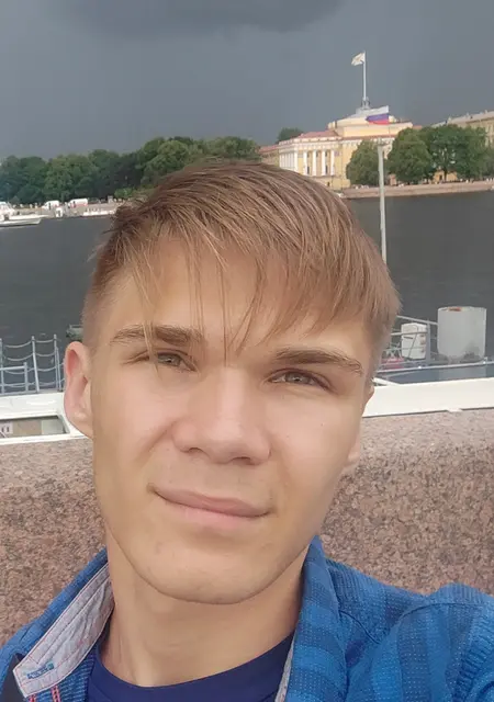 Женя из Гусева, мне 18, познакомлюсь на одну ночь