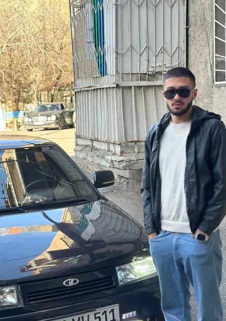 Я Edo, 21, знакомлюсь для общения в Пятигорске