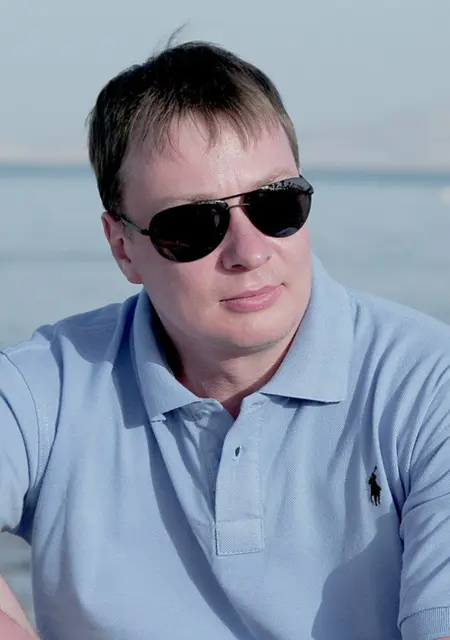 Я Александр, 45, знакомлюсь без обязательств в Кирове