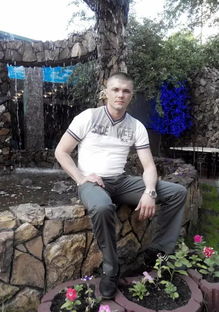 Серега из Прокопьевска, мне 37, познакомлюсь на одну ночь