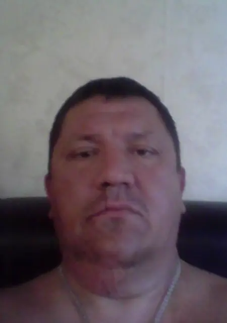Я Василий, 47, знакомлюсь без обязательств в Красноуфимске