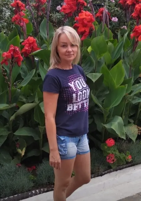 Елена из Симферополя, мне 47, познакомлюсь для дружбы