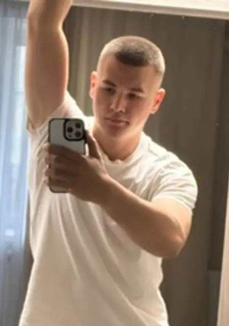 Я Stanislaw, 20, знакомлюсь без обязательств в Ейске