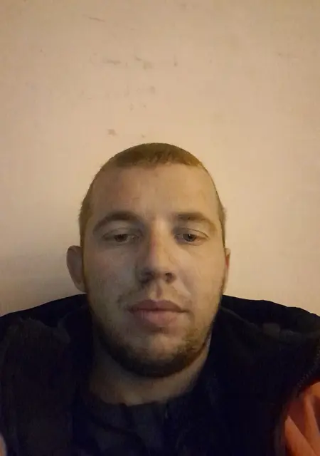 Я Атрем, 30, из Норильска, ищу знакомство для приятного времяпровождения