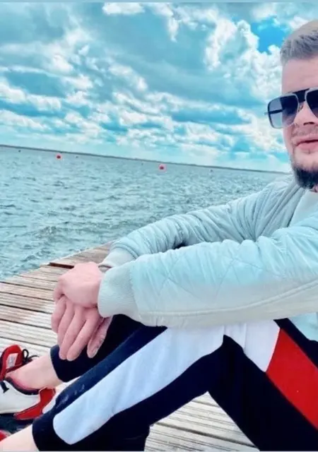 Я Марк, 25, из Батайска, ищу знакомства без обязательств