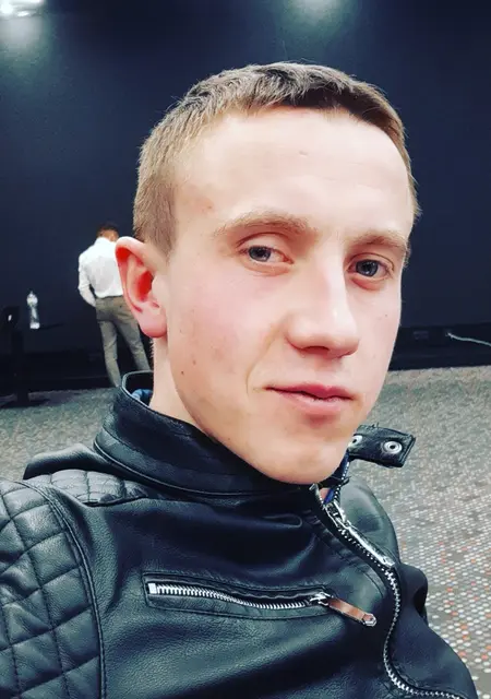 Максим з Чернігова, мені 30 років, познайомлюсь для постійних стосунків