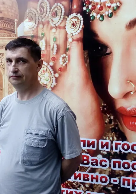 Георгий из Луганска, мне 54, познакомлюсь для приятного времяпровождения