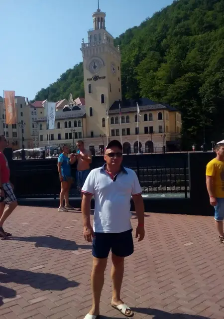 Андрей из Тюмени, мне 49, познакомлюсь для вирта