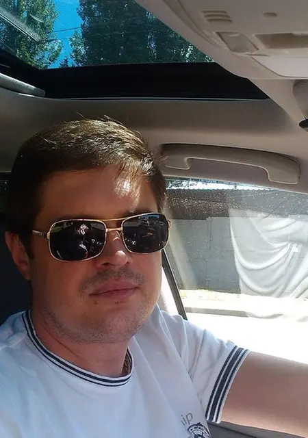 Егор из Нижнего Тагила, мне 49, познакомлюсь на одну ночь