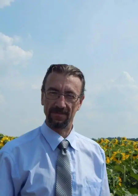 Я Олег, 47, из Белорецка, ищу знакомства без обязательств