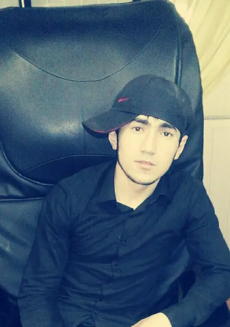 Я Фируз, 29, знакомлюсь без обязательств в Томске