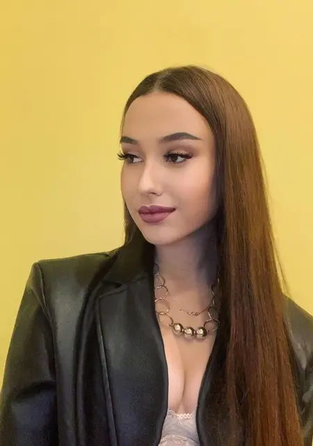 Анна из Майкопа, ищу на сайте знакомства на одну ночь