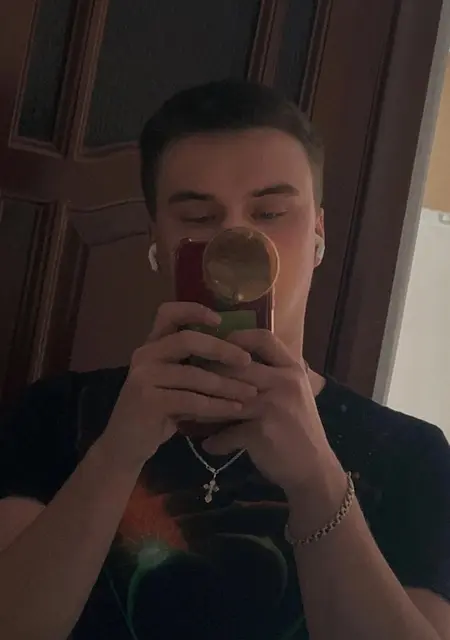 Александр из Тюмени, ищу на сайте общение