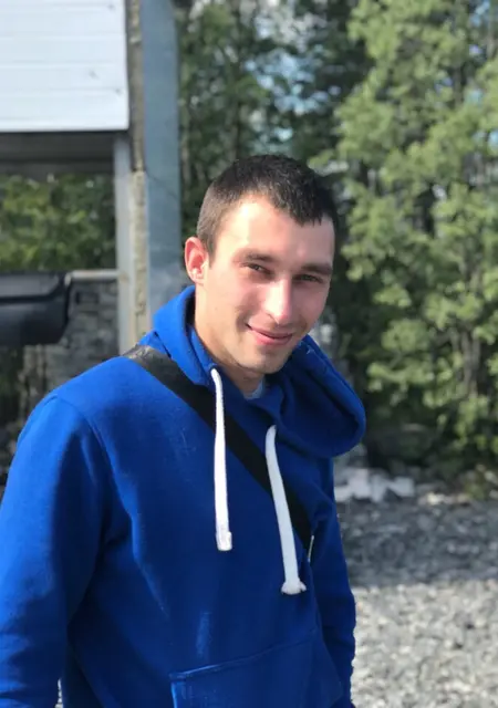 Иван из Мончегорска, ищу на сайте постоянные отношения