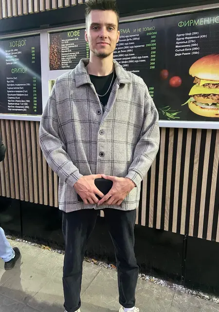 Я Даня, 21, из Волгодонска, ищу знакомства на одну ночь