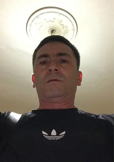 Я Абдл, 48, из Томска, ищу знакомства без обязательств