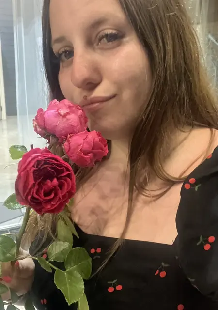 Надюшка из Ярославля, ищу на сайте знакомства на одну ночь