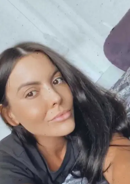 Настенька из Владивостока, ищу на сайте постоянные отношения