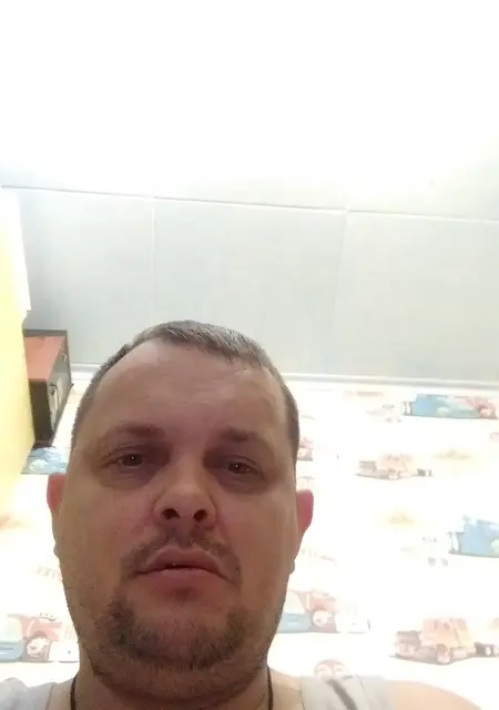 Я Андрей, 46, из Краснотурьинска, ищу знакомства без обязательств