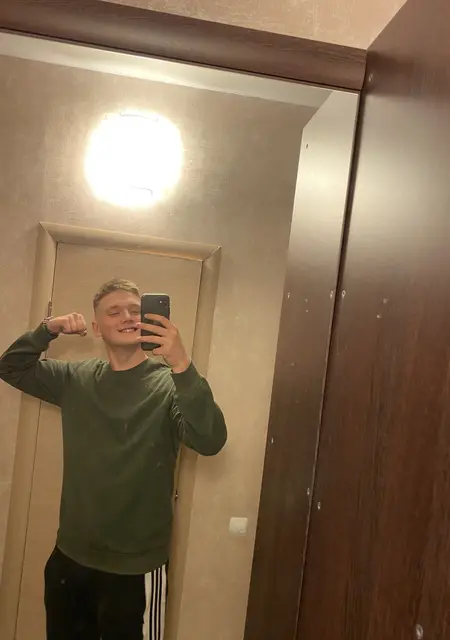 Я Миша, 25, знакомлюсь для вирта в Ханты-Мансийске