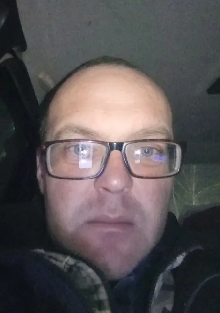 Я Владимир, 38, знакомлюсь для приятного времяпровождения в Новотроицке