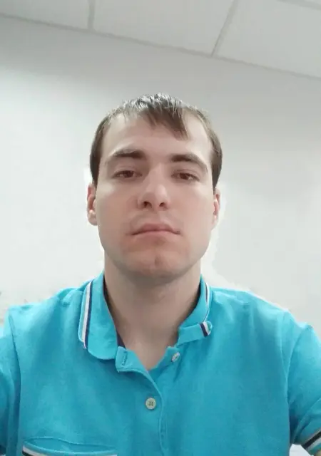 Я Артём, 31, знакомлюсь на одну ночь в Химках