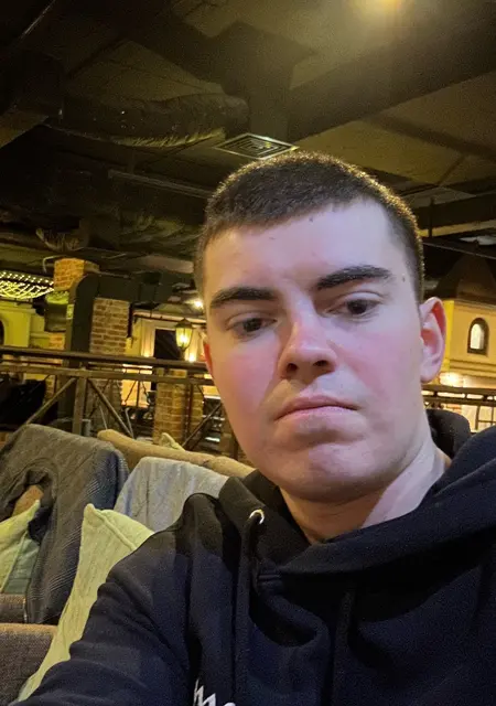 Я Андрей, 24, знакомлюсь без обязательств в Лисках