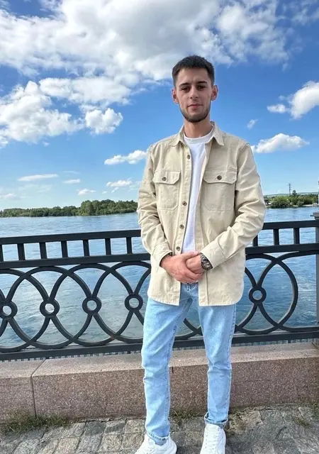 Алексей из Ангарска, ищу на сайте приятное времяпровождение